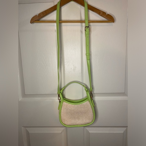 Moda Luxe Aimee Crossbody Bag in Lime Green and Straw, Boho Hand Bag NWOT - Picture 3 of 12